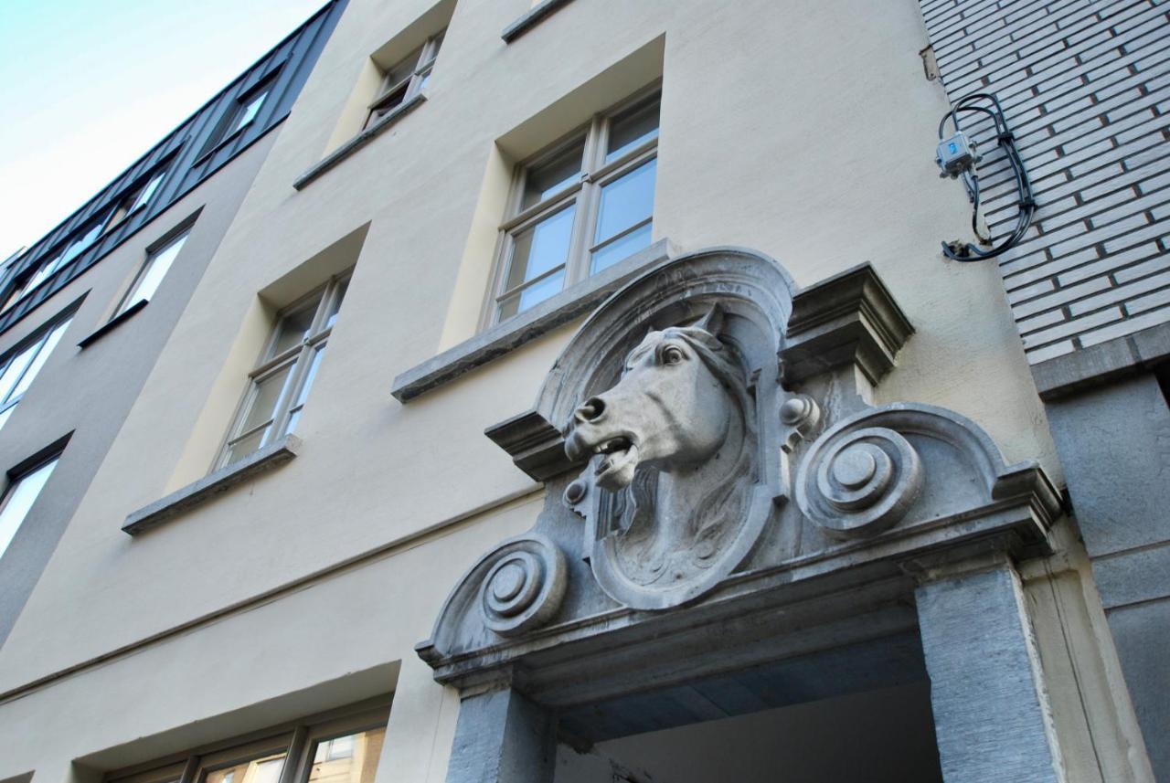 Appartamento Historical Miniature House In The Heart Of Anversa Esterno foto