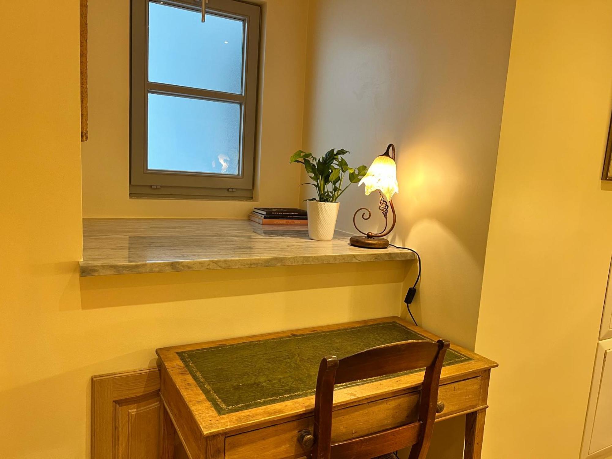 Appartamento Historical Miniature House In The Heart Of Anversa Esterno foto