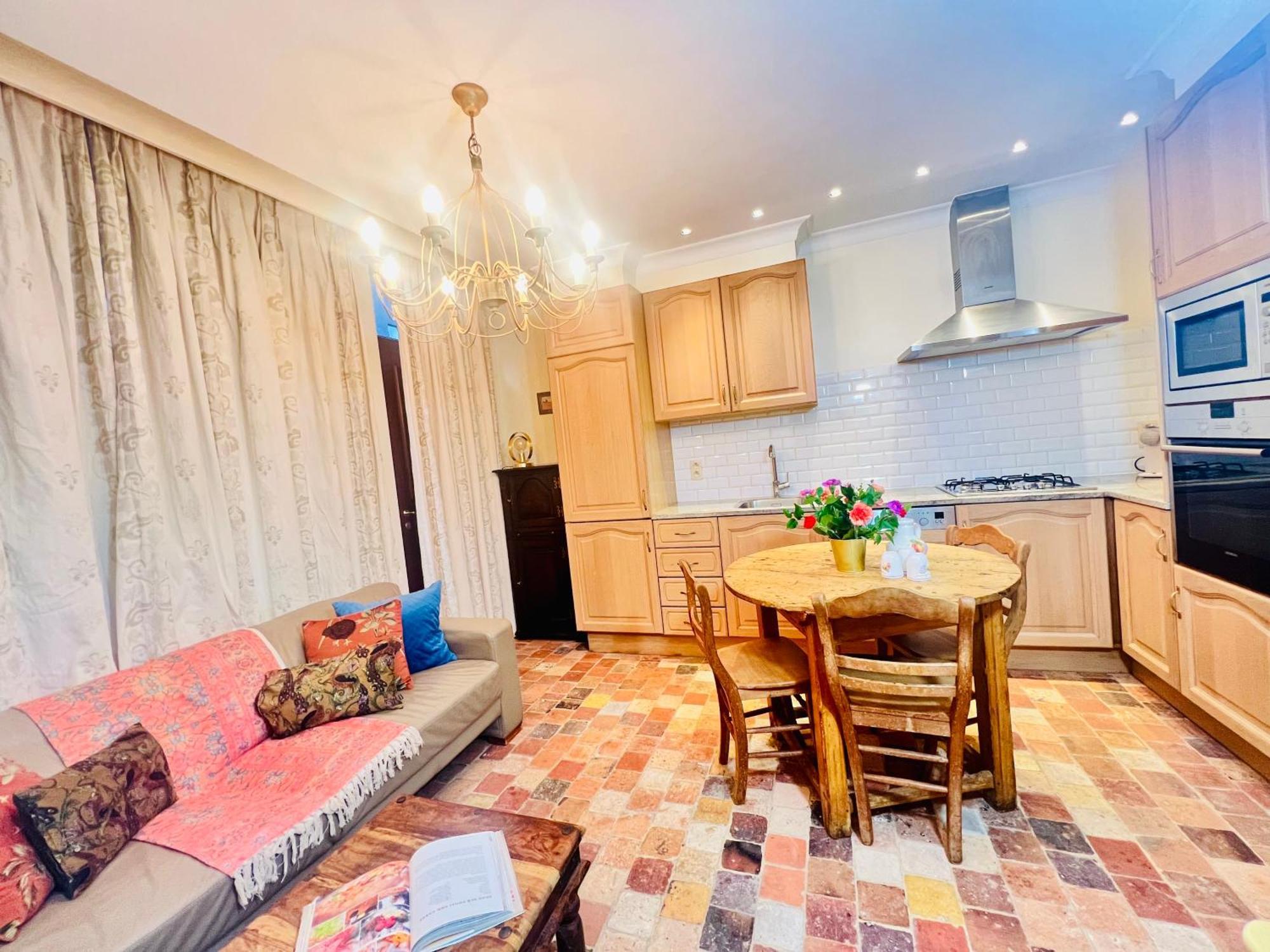 Appartamento Historical Miniature House In The Heart Of Anversa Esterno foto