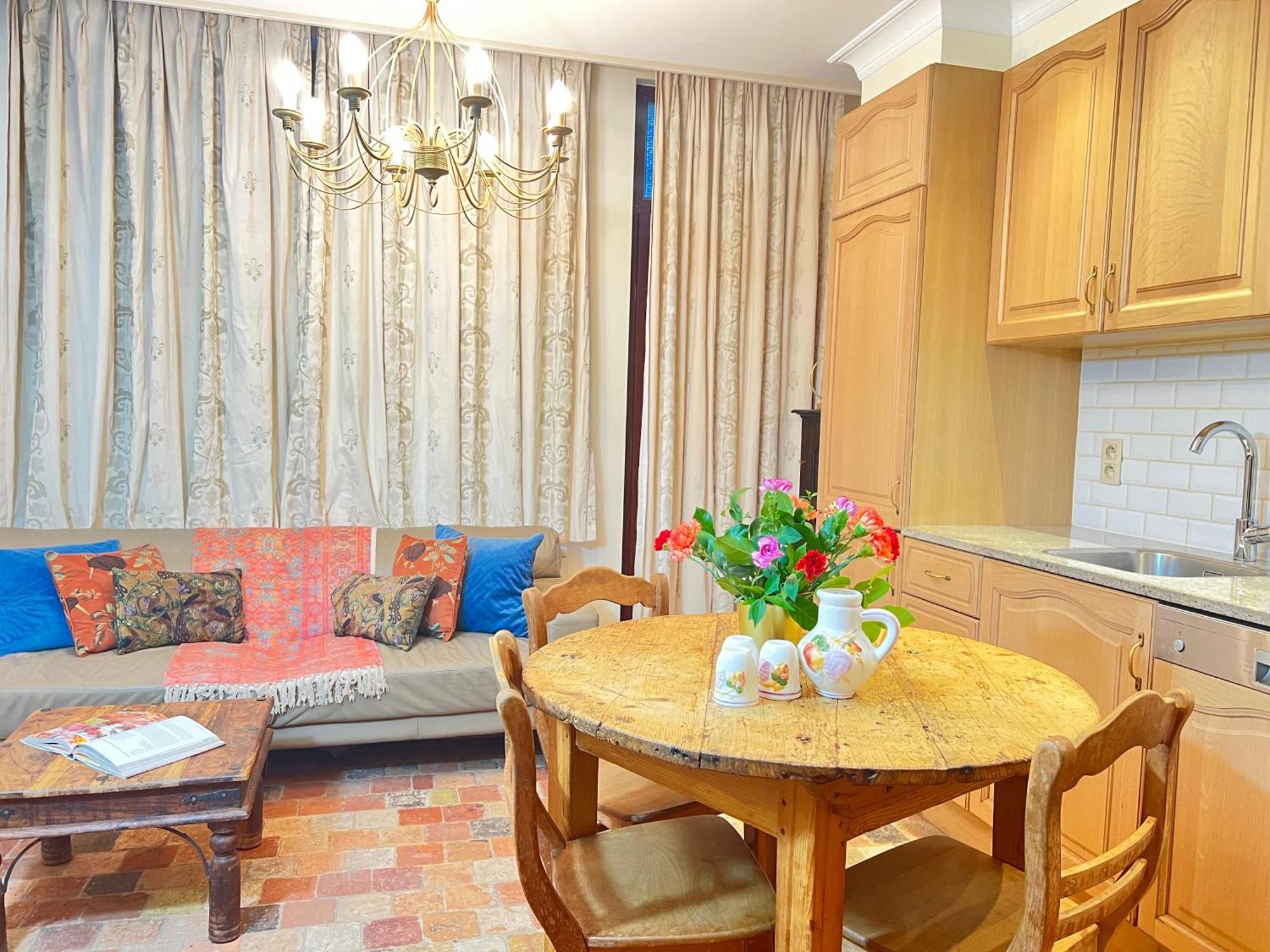 Appartamento Historical Miniature House In The Heart Of Anversa Esterno foto