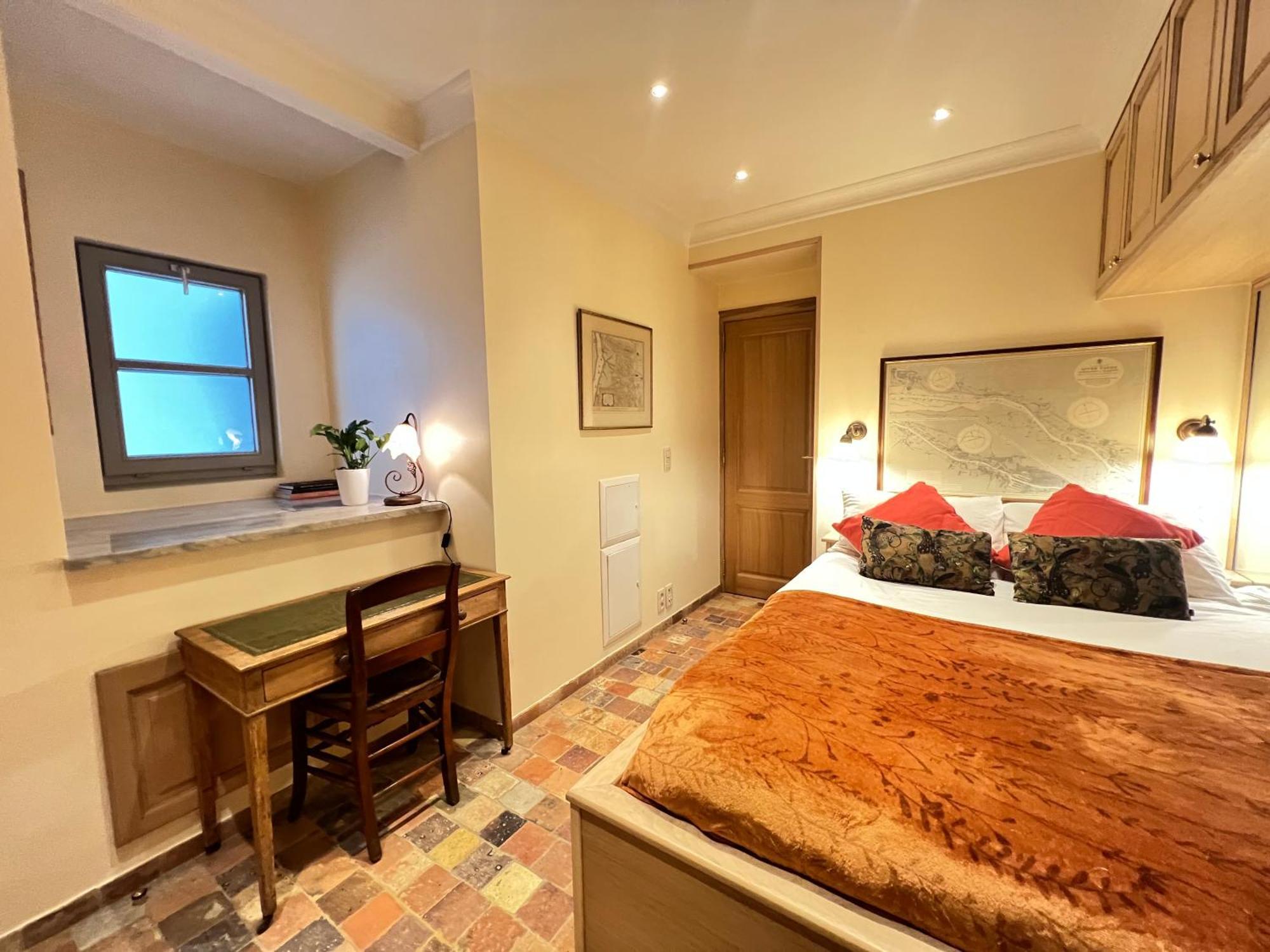 Appartamento Historical Miniature House In The Heart Of Anversa Esterno foto